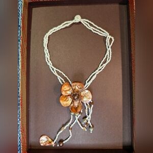 Chic Floral Beaded Necklace in White and Brown